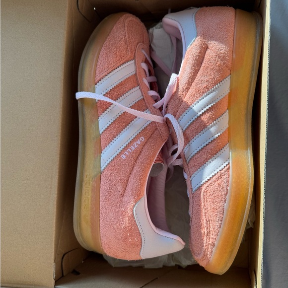 Adidas Gazelle | size 8 - Picture 6 of 11